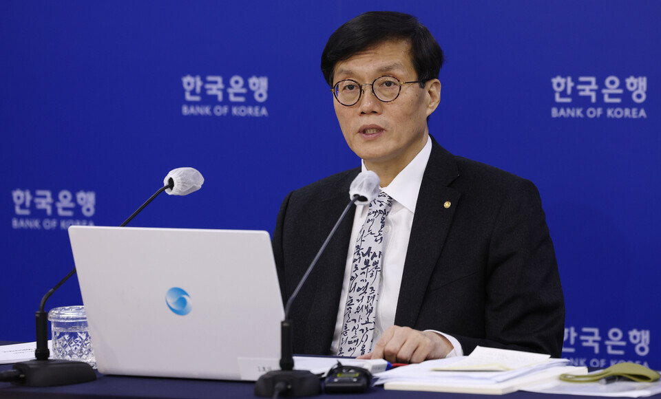 이창용 한국은행 총재가 24일 서울 중구 한국은행에서 열린 금융통화위원회 본회의를 마친 뒤 기자간담회를 하고 있다. ⓒ연합뉴스
