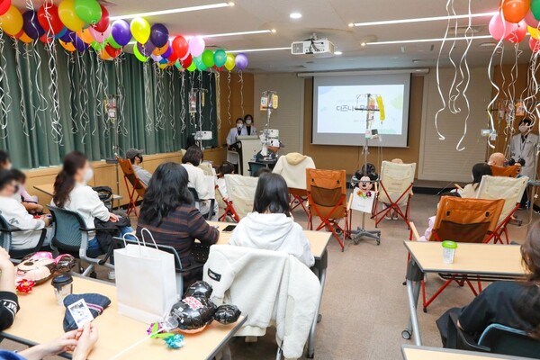 ‘디즈니+ 무비타임’ 행사 모습. 사진=충남대병원 제공