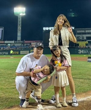 <b>류현진</b>, '살림남'에 4인 가족 동반 출연→대전집 최초 공개