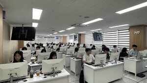 “플렉스튜디오로 실무를 경험하다”...영림원소프트랩 ‘KSCI-해커톤’ 성황