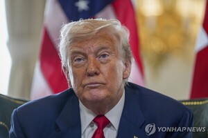 <b>트럼프</b> "난 여성 그림 안 그려"...'<b>엡스타인 의혹</b>' 거듭 부인