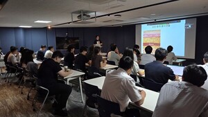 휴젤, 봉합사 '블루로즈' 중심 병합 시술 임직원 교육 진행