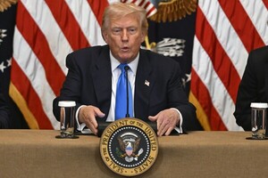 <b>볼턴</b> 前안보보좌관, 국가 기밀유출 혐의 <b>기소</b>…<b>트럼프</b> "나쁜 사람"