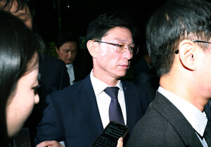 '<b>채상병 순직 책임</b>' 임성근, 구속심사 3시간30분 종료