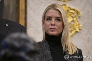 美<b>법무부</b>, 의석 추가 위한 <b>캘리포니아 선거구</b> 조정 제동