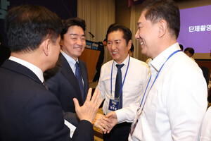 <b>정청래</b>, 與초선 의원들에 "<b>딴지일보</b>가 민심 바로미터" 조언 <b>논란</b>