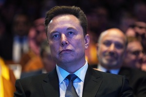 일론 <b>머스크</b>, 엑스 2000억 과징금에…"<b>EU 해체</b>하라"