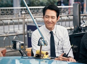 [stock-in] 이정재 최대주주 아티스트스튜디오, 사법리스크 해소...주가반등 기대