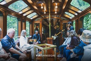 '고환율·고유가' 위기, '프리미엄'으로 뚫는다...여행사, 하이엔드에 사... - 뉴스 썸네일 이미지