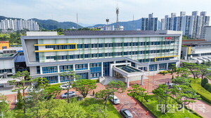 문경시 "재정위기 주장 사실과 달라"...지방채 제로 건전재정 유지 - 뉴스 썸네일 이미지