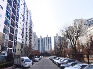 강남 재건축 수주전 ‘점입가경’…건설사 출혈경쟁도 ‘불사’