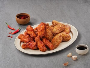 월드컵 치킨 전쟁…'공급망 차질'에 교촌만 소외될라