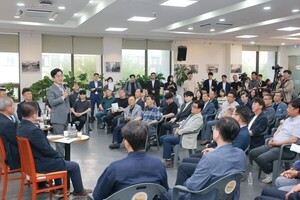 [포토뉴스] 허태정, "골목상권과 전통<b>시장</b>이 살아야 <b>대전</b> 경제가 산다"