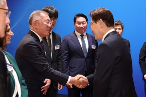 [K-사절단 新실크로드 ③] 정의선, 車 경계 허문다…현대차, '피지컬 AI'...